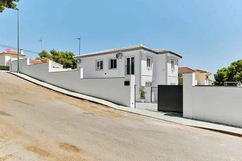 Casa Villa 4 Dormitorios Pinar De Campoverde Piscina Privada