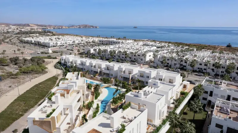 Bungalows y Villas en Mar de Pulpí a 250m de la Playa