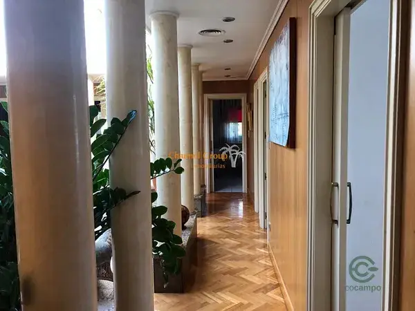 Chalet de Lujo en Elche Ciudad Jardin 7 habitaciones