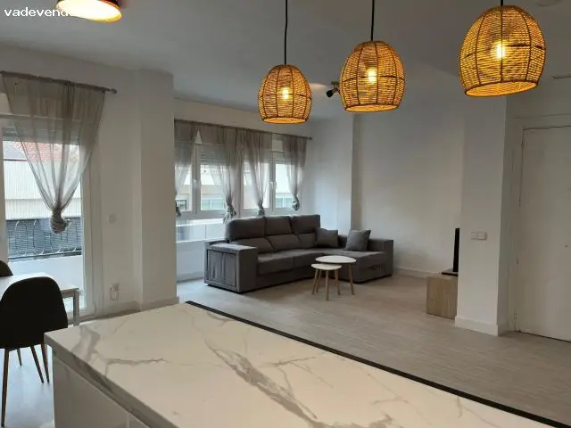 Piso Reformado en Elda Gran Avenida 4 Dormitorios