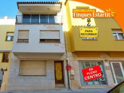 Casa Adosada en Torroella de Montgri Girona 4 habitaciones 2 baños