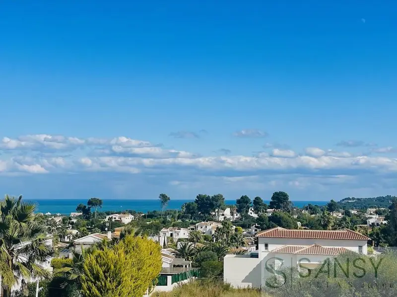 Villa en Venta en Jávea con Piscina 5 Dormitorios y 5 Baños