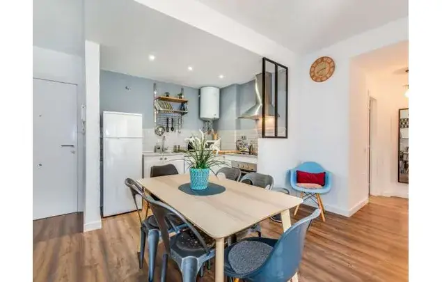 Apartamento 2 Dormitorios Málaga Amueblado con Aire Acondicionado y Parking