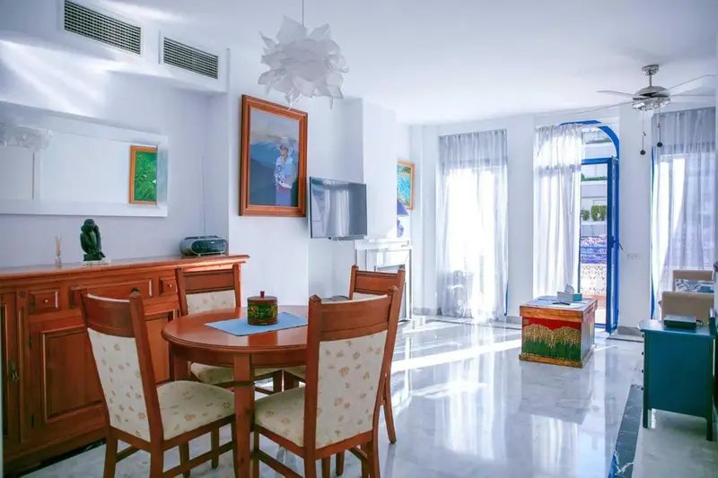 Apartamento en Marbella Centro 2 Dormitorios Primera Linea de Playa