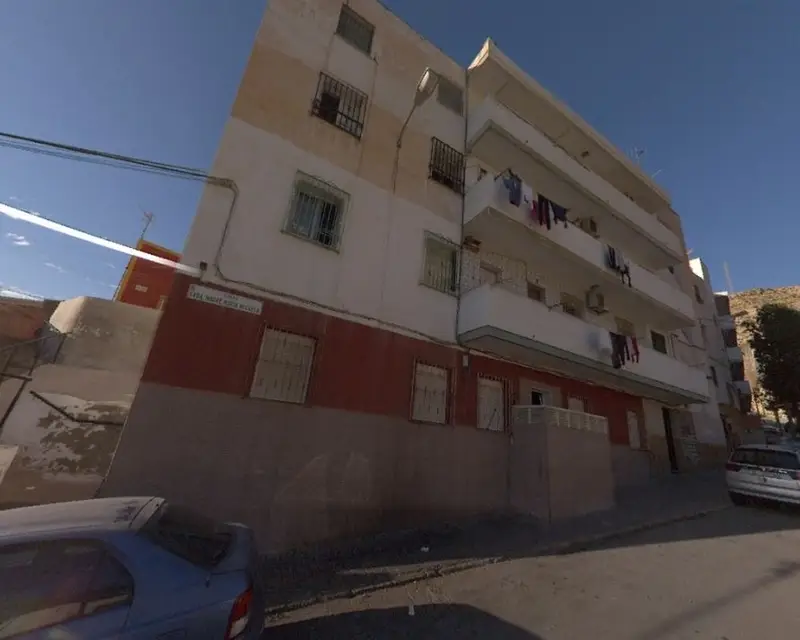 Piso 7765m2 en Almeria