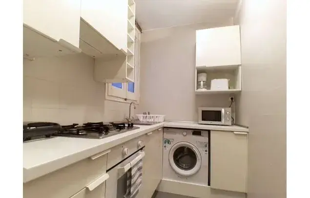 Alquiler Habitaci
ón 110m
² Barcelona Gràcia Centro