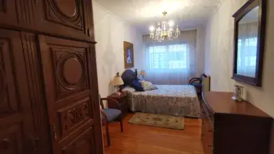 Piso en venta en Travesía de Restollal, 31