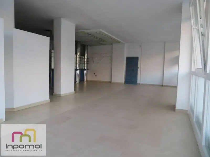 Venta Local Comercial Centro Santa Marina Badajoz
