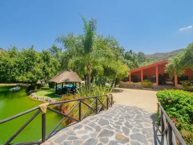 Casa Rural 3 Dormitorios Coin España Ideal Familias Piscina Lago Barbacoa