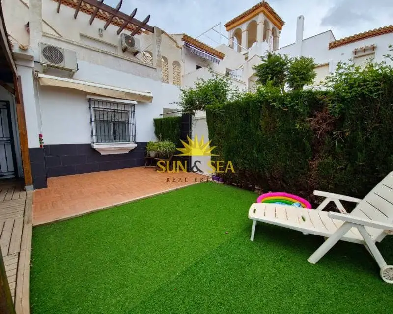 Casa en Alquiler Playa Flamenca 80m2 3 Dormitorios Jardin Privado