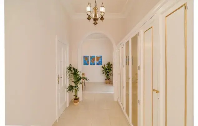 Apartamento 9 Dormitorios Barcelona Centro Modernista