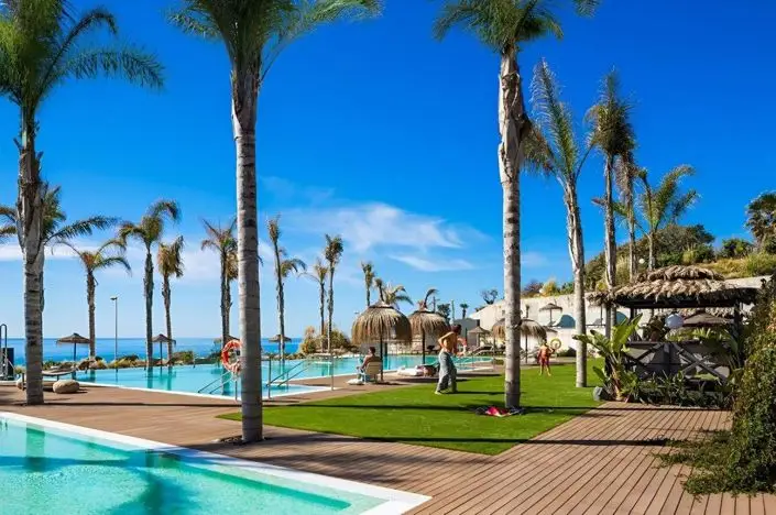 Apartamento en Chaparral Costa del Sol 2 Dormitorios Vistas al Mar