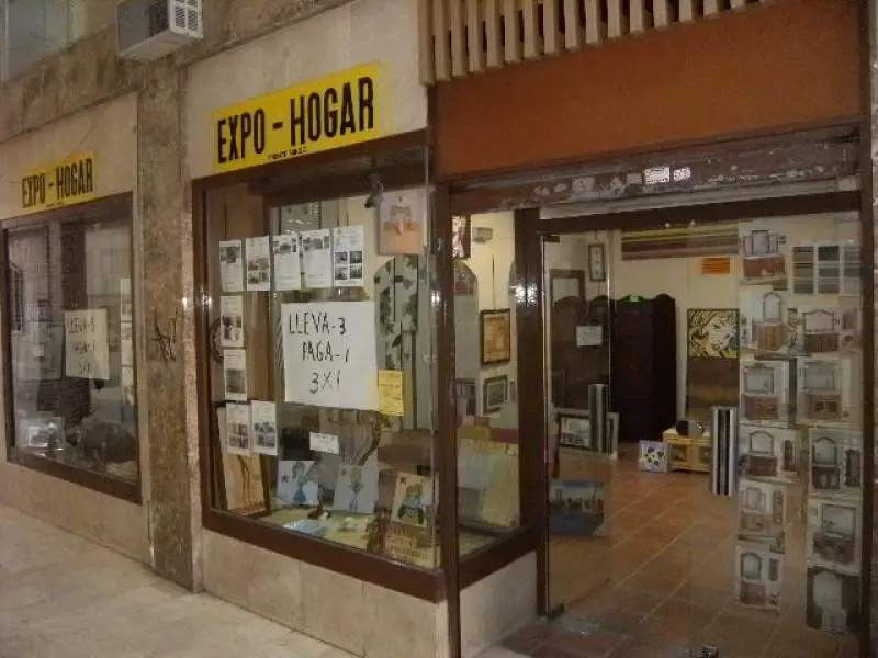 Venta Local Comercial Novelda Centro Equipado