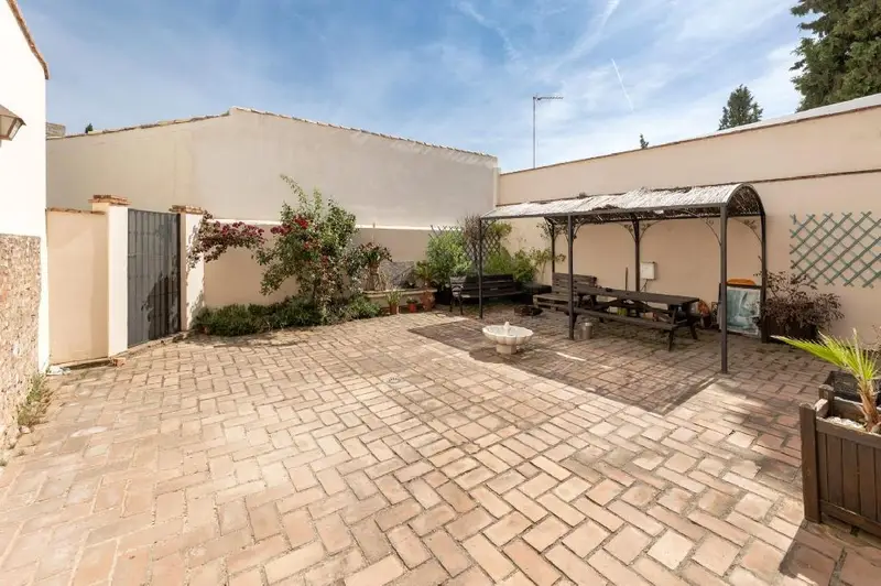 Venta Piso con Patio en Albaicín Granada