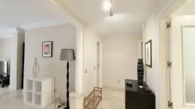 Apartamento en Benatalaya Benahavis Planta Baja con Jardin Privado