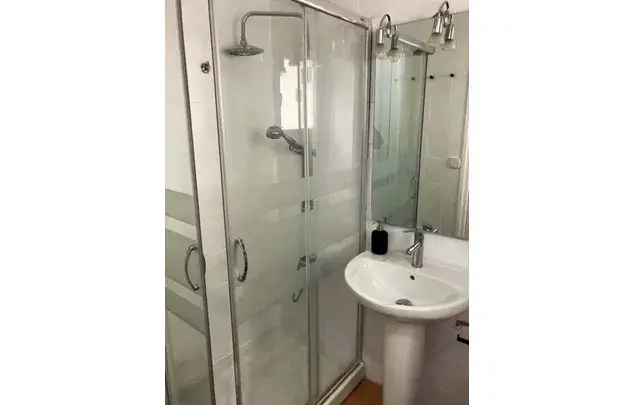 Rent a room of 70 m² in Barcelona