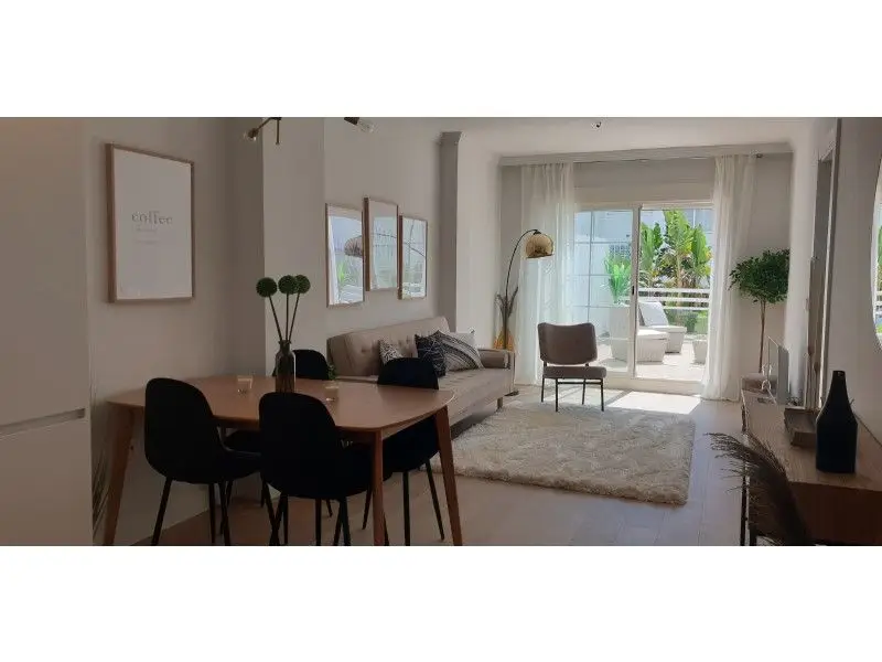 Apartamento con Jardin en Puerto Banus Nueva Andalucia