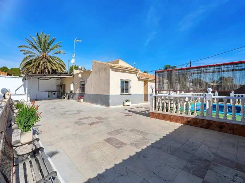 Casa Rural 4 Dormitorios Albatera Lujo y Tranquilidad
