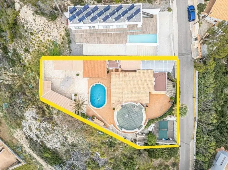 Chalet con 2 Apartamentos en Mallorca Vistas Cala Agulla