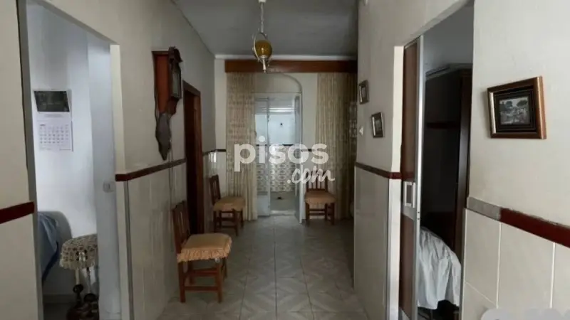 Casa en venta en Ubrique 174m2 5 dormitorios 2 banos