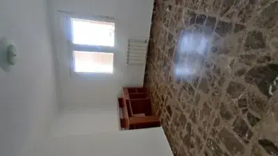 Vivienda en Imaginaria: 3 Dormitorios, 2 Baños, Garaje y Piscina