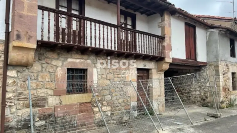 Casa en venta en Calle de Luzmela Real, 168