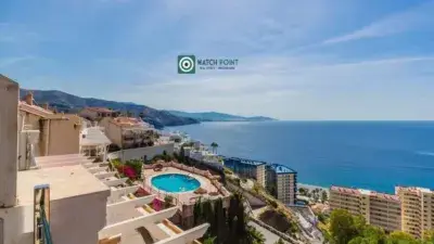 Atico Duplex en Urbanizacion Exclusiva con Vistas al Mar