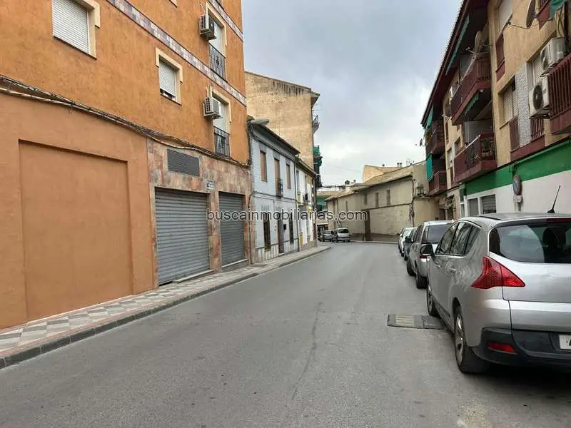 Local Comercial en Venta Atarfe Calle del Cine