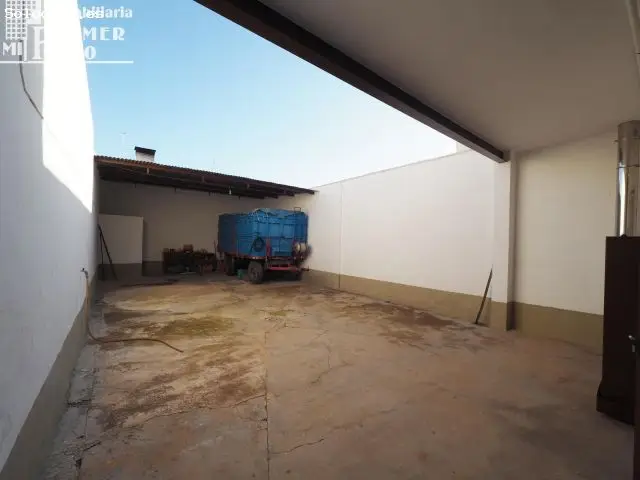 Casa en Venta Tomelloso Centro 2 Plantas 4 Dormitorios