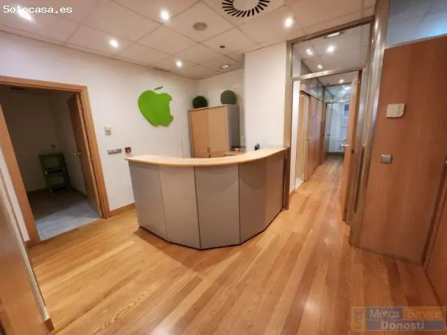 Entreplanta Trintxerpe 83m2 Ascensor 5 Despachos Reformada