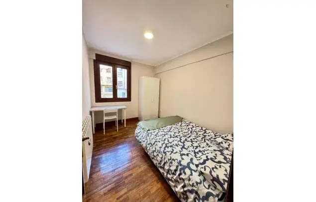 Alquiler Apartamento 3 Dormitorios Bilbao 3-24 Meses