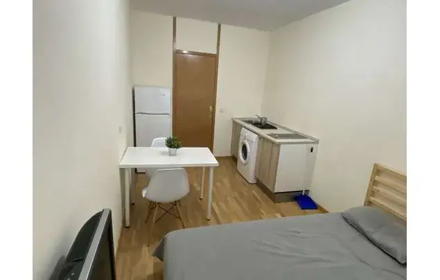 Monoambiente Amueblado Boadilla del Monte 24m2 Piscina