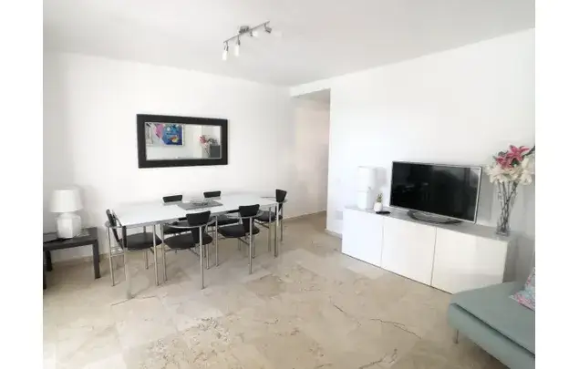 Apartamento en Marbella Centro 2 Dormitorios Playa