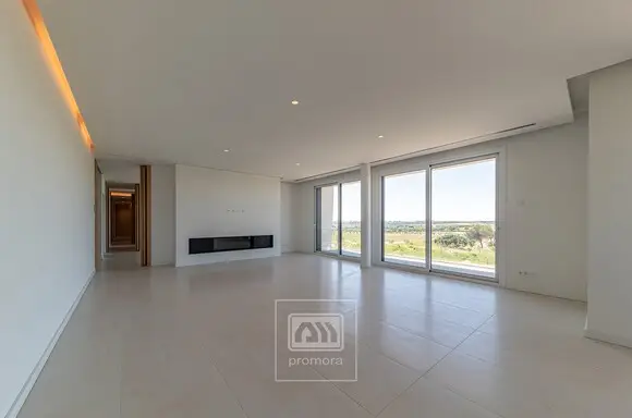 Atico Duplex de Lujo en La Finca con Piscina Privada