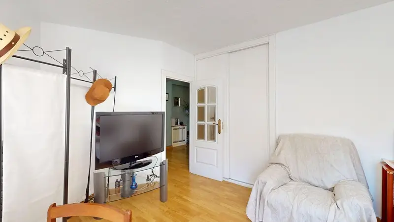 Piso en Venta Zaragoza 4 Dormitorios 2 Baños Garaje Ascensor