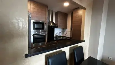 Apartamento en Santangelo con Vistas al Mar y Piscina