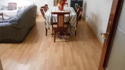 Piso en venta en Canido