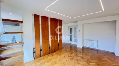 Chalet Adosado en Monterrozas Parquerrozas 300m2 4 Dormitorios