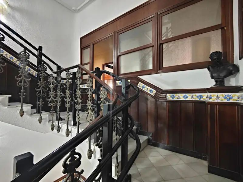 Apartamento 5 Dormitorios Torrevieja Centro Gran Inversion