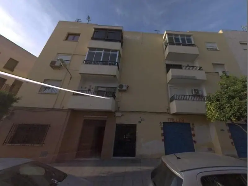 Piso en Venta en Almería 3 Dormitorios 2 Baños 82m2