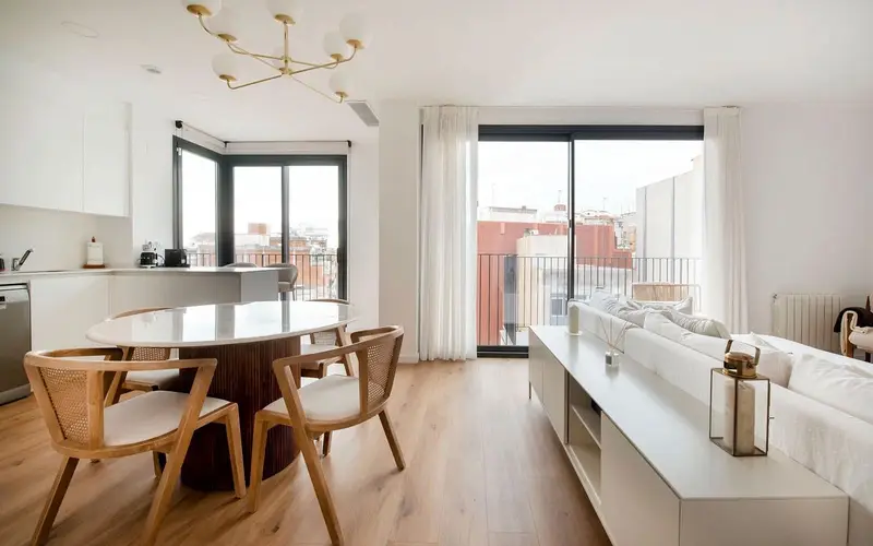 Atico en Alquiler Barcelona 4 Dormitorios Terraza Amueblado