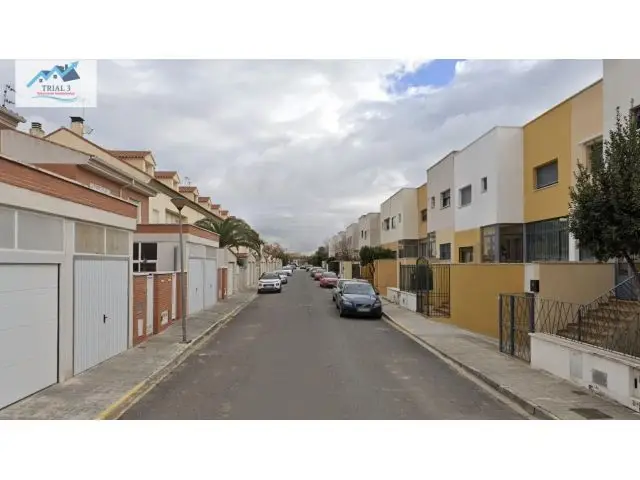 Adosado 243m2 Miguelturra Venta Sin Posesion