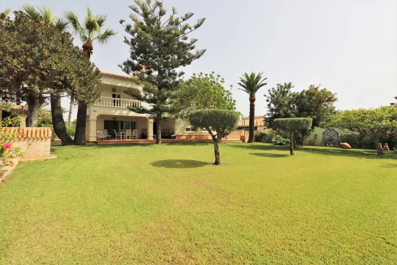 Villa en Cabo Roig Orihuela Costa con Vistas al Mar