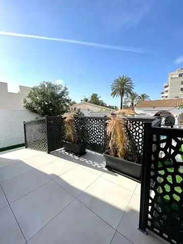 Adosado Reformado en Torrevieja con Piscina