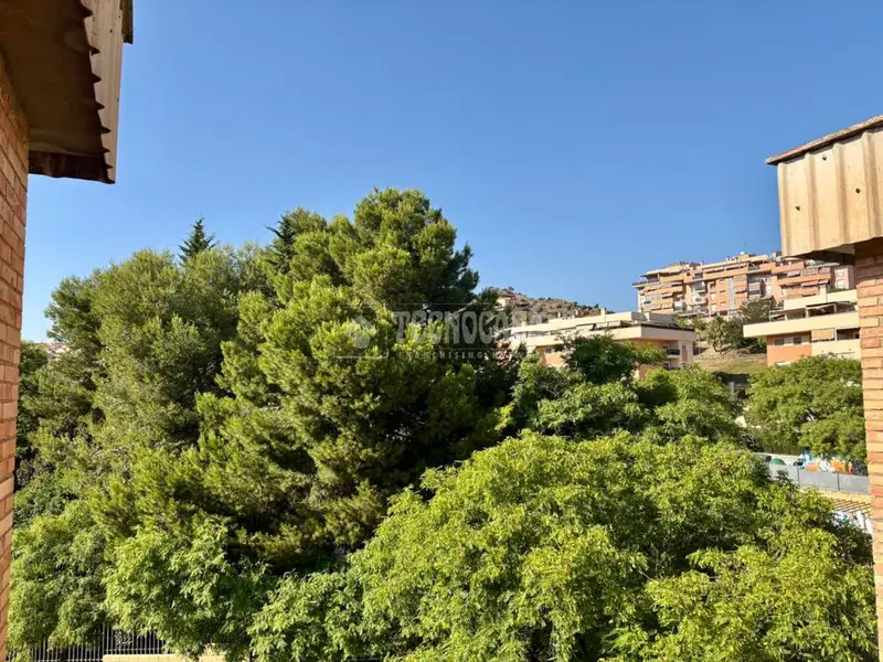 Piso Reformado en Alegría de la Huerta Malaga 3 Dormitorios Terraza Ascensor