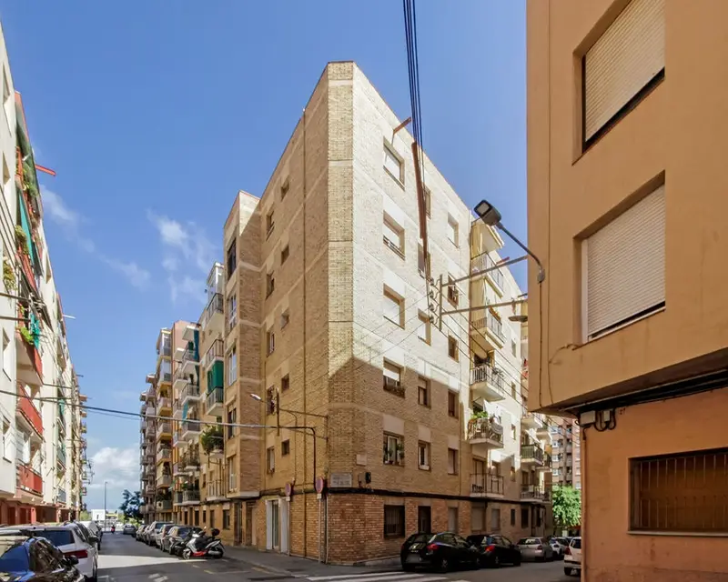 Piso 4 habitaciones 74m2 Mataro