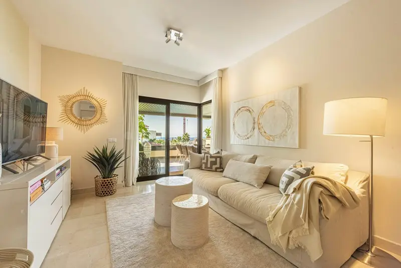 Apartamento 2 Dormitorios Alquiler Benahavis