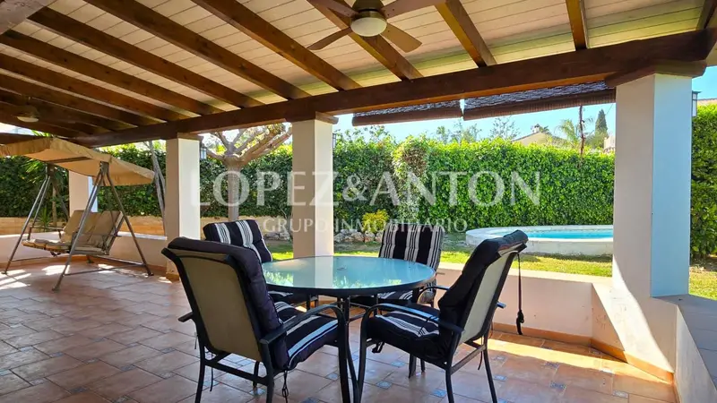 Chalet en Venta Maravisa cerca de l Eliana