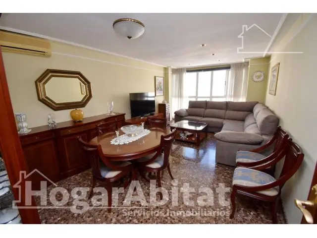 Acogedor Piso en San Roque Castellon con Garaje Trastero y Ascensor