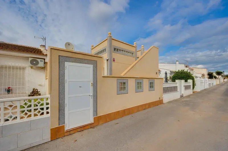Adosado en venta Torrevieja 2 dormitorios 1 baño